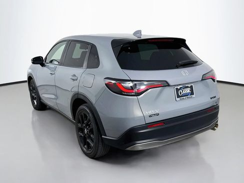 Used 2025 Honda HR-V Sport image 5