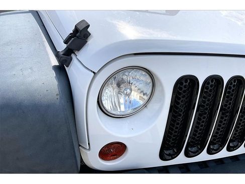 Used 2012 Jeep Wrangler Sport AWD/4WD image 33