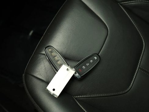 Used 2017 Ford Focus Titanium FWD image 26