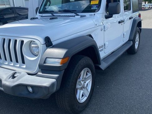 Used 2018 Jeep Wrangler Unlimited Sport S AWD/4WD image 11