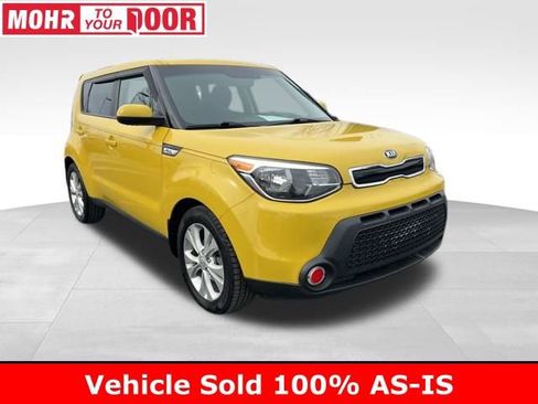 Used 2015 Kia Soul + image 1