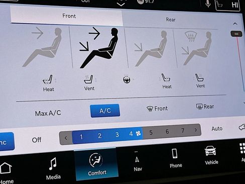 New 2026 Chrysler Pacifica Limited w/ S Appearance Package FWD image 27