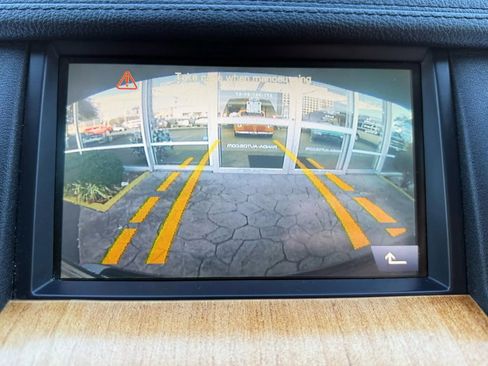 Used 2011 Land Rover LR4 HSE image 18