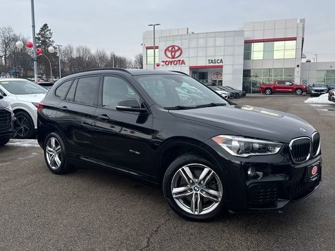 Used 2017 BMW X1 xDrive28i image 1