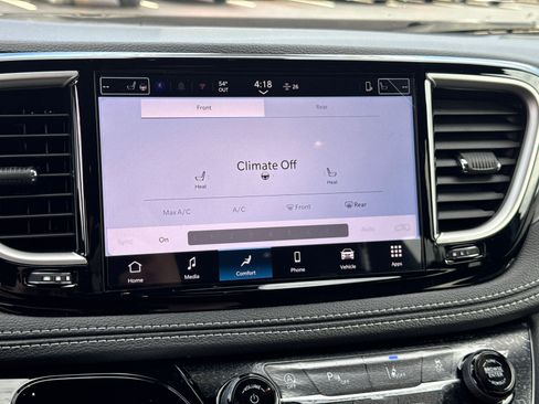 New 2026 Chrysler Pacifica Select image 26