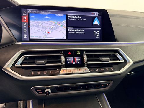 Used 2022 BMW X5 sDrive40i w/ M Sport Package RWD image 24