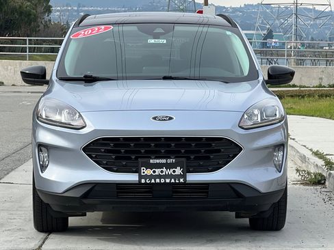 Used 2022 Ford Escape SEL w/ SEL Stealth AWD Package image 9