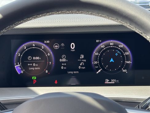 Used 2025 Volkswagen Tiguan SE FWD image 22