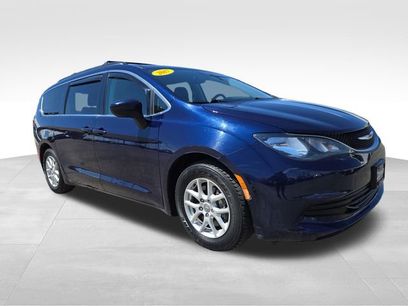 Used 2017 Chrysler Pacifica LX