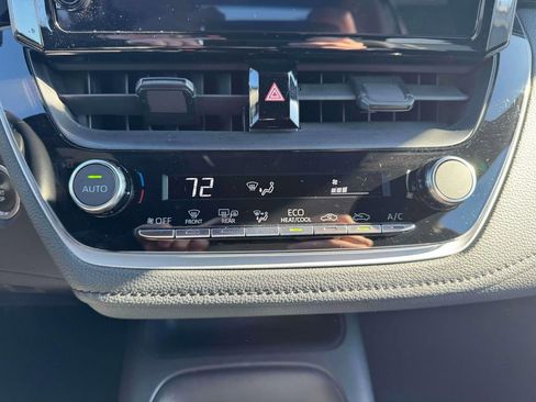 Used 2024 Toyota Corolla SE image 29