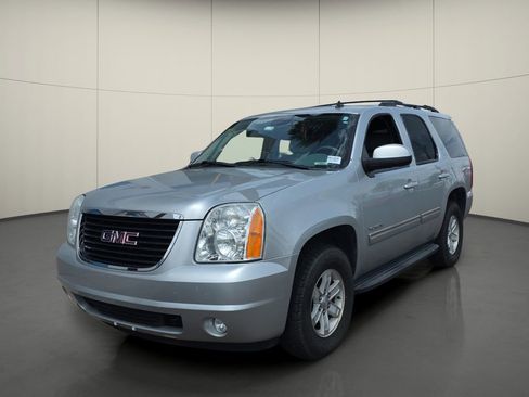 Used 2013 GMC Yukon SLT image 3