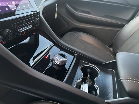 New 2025 Jeep Grand Cherokee L Altitude image 36