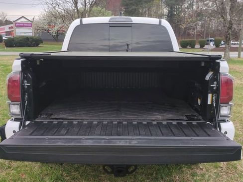 Used 2021 Toyota Tacoma TRD Pro image 32