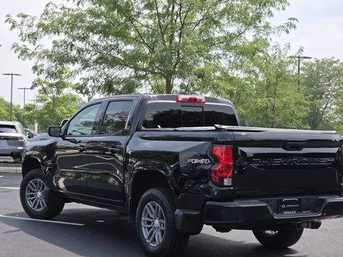 Used 2023 Chevrolet Colorado LT w/ LT Convenience Package II AWD/4WD image 21
