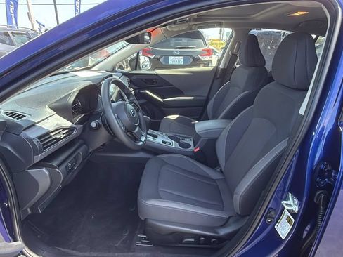 Certified 2025 Subaru Crosstrek 2.5i Premium AWD/4WD image 17