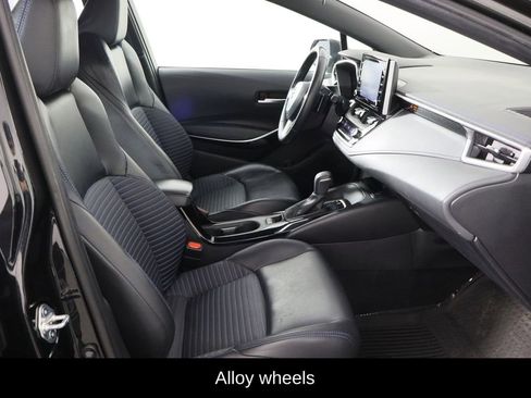 Used 2021 Toyota Corolla XSE image 17