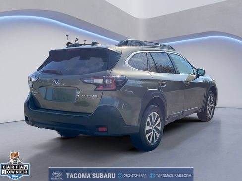 Used 2024 Subaru Outback Premium AWD/4WD image 5