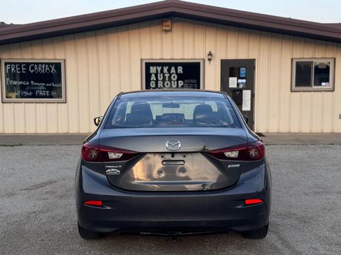 Used 2014 MAZDA MAZDA3 i Sport FWD image 9