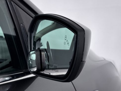 Used 2017 Ford Escape SE w/ Equipment Group 201A image 23