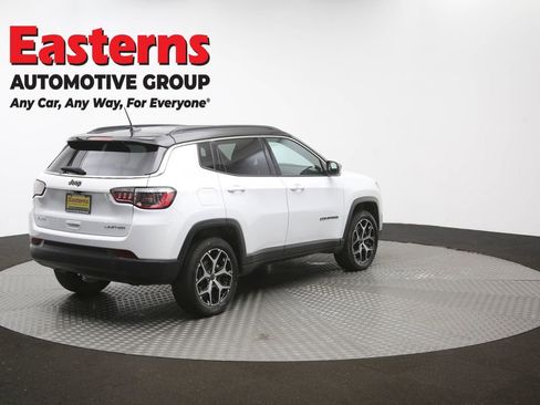 Used 2025 Jeep Compass Limited AWD/4WD image 41