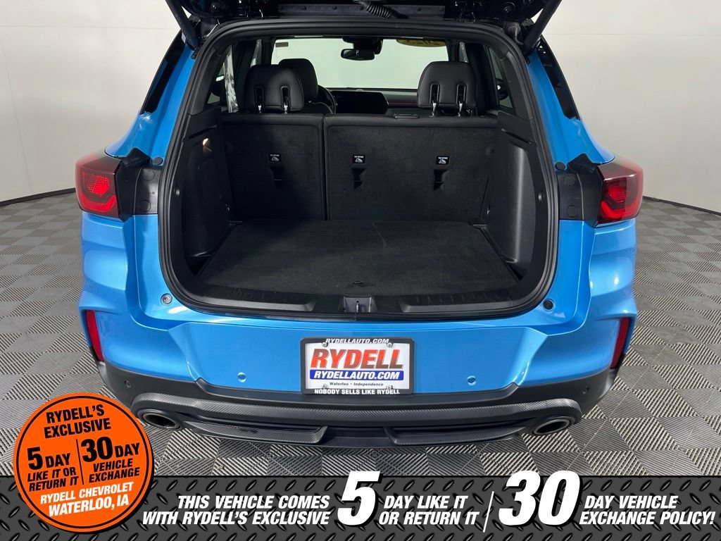 Used 2025 Chevrolet TrailBlazer RS w/ Convenience Package AWD/4WD image 7