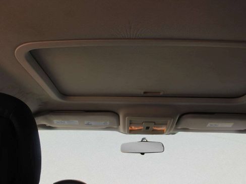Used 2010 Jeep Liberty Sport RWD image 8
