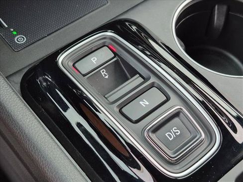Used 2025 Honda Pilot Black Edition image 12