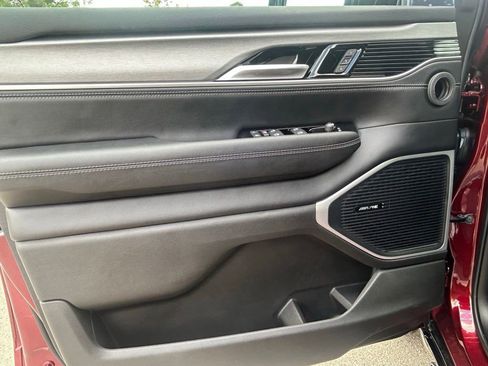 New 2025 Jeep Wagoneer Series II image 46