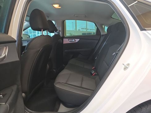 Certified 2023 Kia Forte LXS image 32