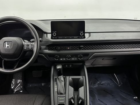 Used 2023 Honda Accord LX image 25