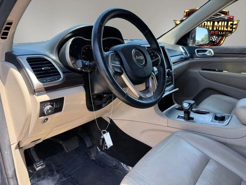 Used 2014 Jeep Grand Cherokee Limited AWD/4WD image 17