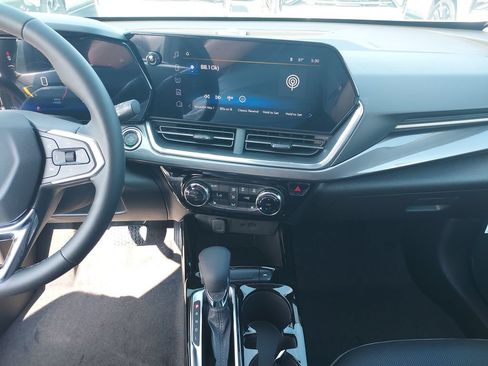 New 2026 Chevrolet Trax ACTIV w/ Driver Confidence Package FWD image 17