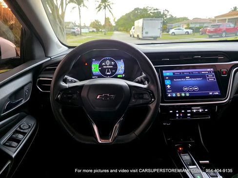 Used 2022 Chevrolet Bolt EUV LT w/ Driver Confidence Package image 4