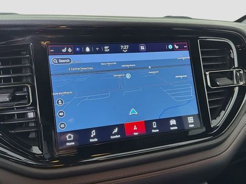 Used 2025 Dodge Durango GT image 17