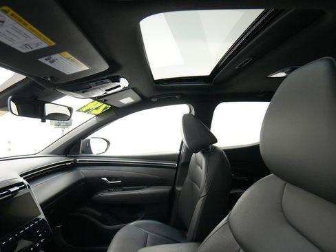 Used 2024 Hyundai Santa Cruz Night image 16