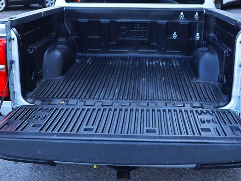 Used 2018 Chevrolet Colorado LT RWD image 25