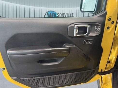 Used 2020 Jeep Wrangler Unlimited Willys image 19