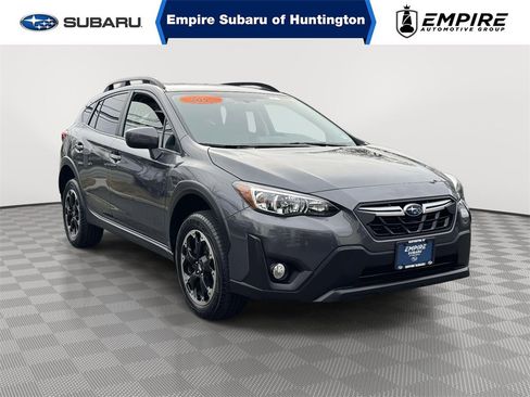 Used 2023 Subaru Crosstrek 2.0i Premium image 1