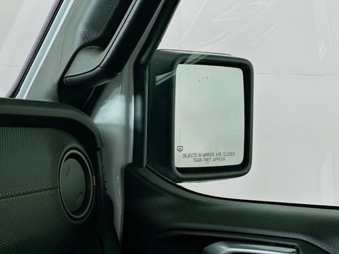 Certified 2025 Jeep Gladiator Mojave w/ Steel Bumper Group image 28