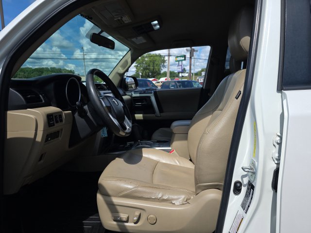 Used 2010 Toyota 4Runner SR5 RWD image 12