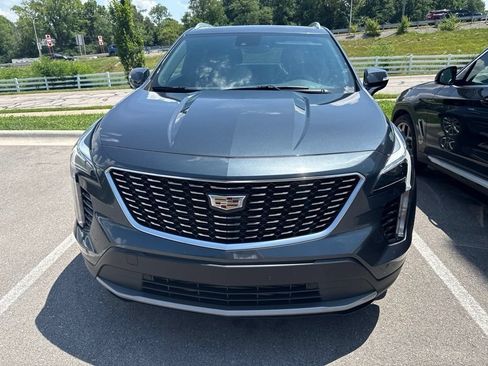Used 2021 Cadillac XT4 Premium Luxury AWD/4WD image 3