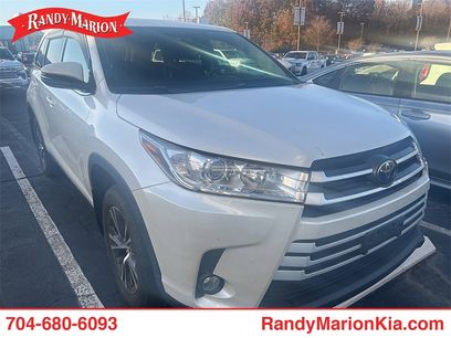 Used 2019 Toyota Highlander LE