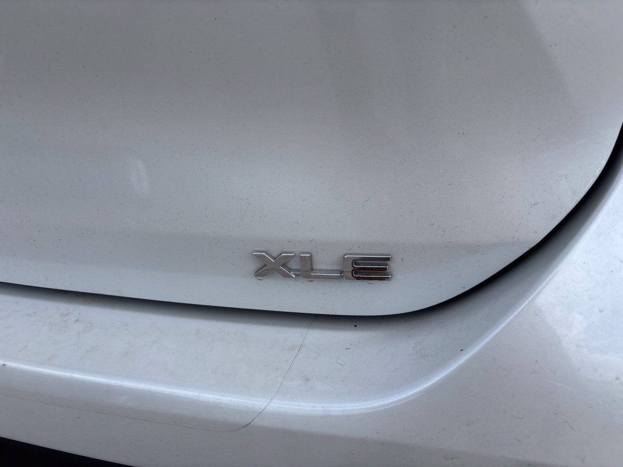 Used 2024 Toyota Highlander XLE FWD image 4