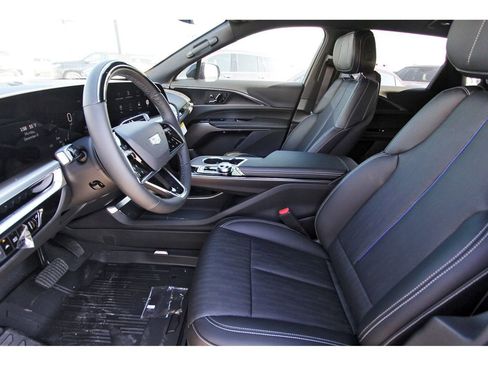 New 2026 Cadillac Lyriq Sport image 6