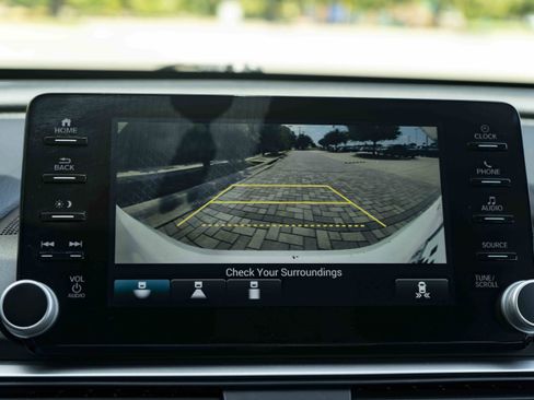 Used 2020 Honda Accord Sport image 30