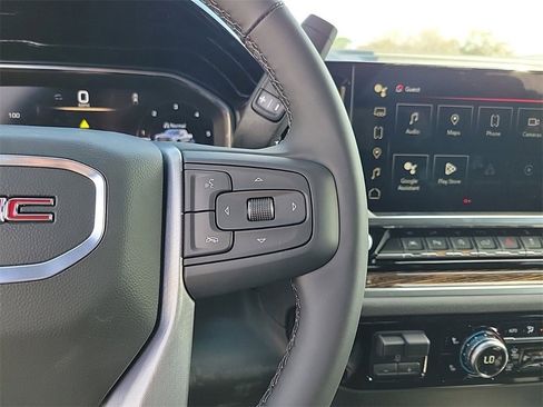 New 2025 GMC Sierra 1500 SLE w/ X31 Off-Road Package image 16