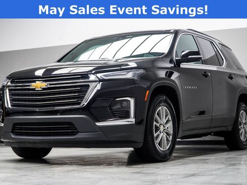 Used 2023 Chevrolet Traverse LT w/ LPO, Floor Liner Package AWD/4WD image 9