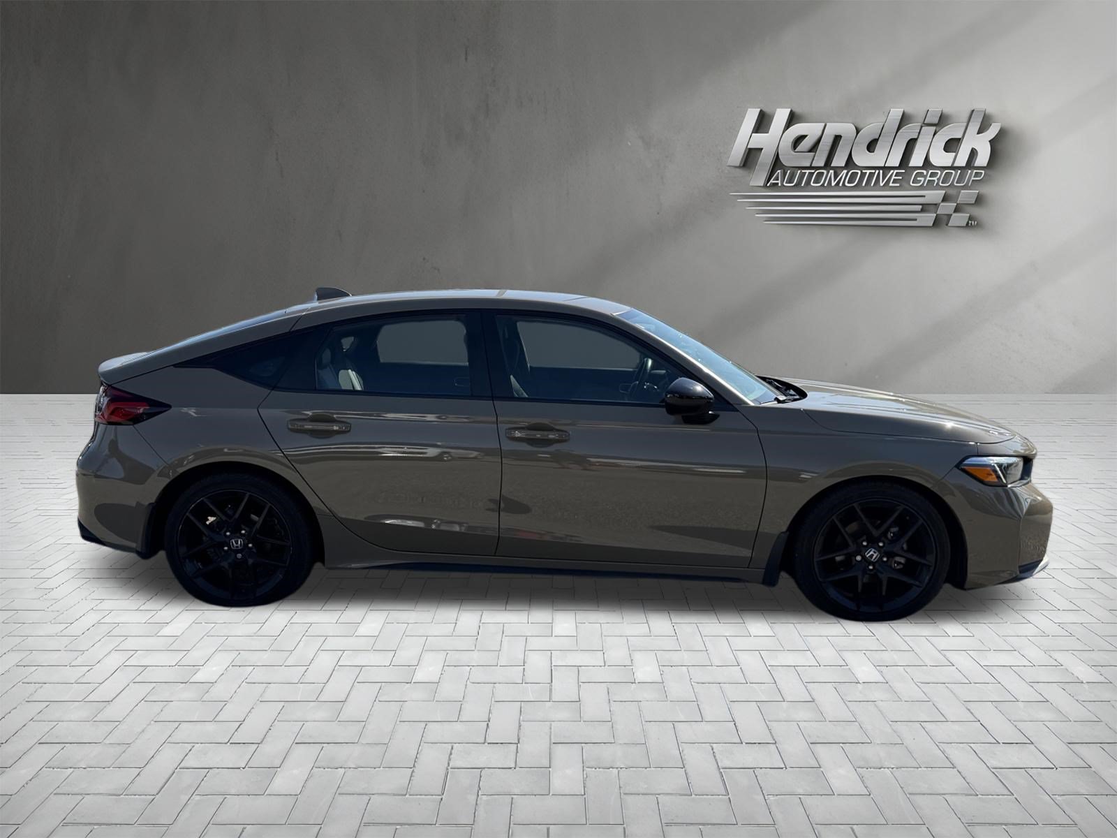 Used 2025 Honda Civic Sport image 10