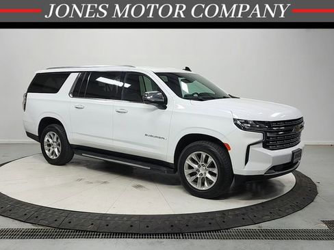 Used 2023 Chevrolet Suburban Premier RWD image 1