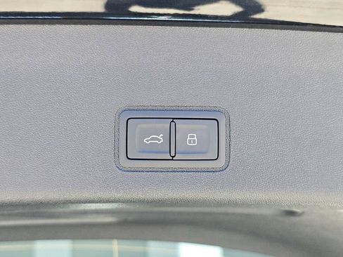 New 2026 Audi Q3 quattro 2.0T AWD/4WD image 13